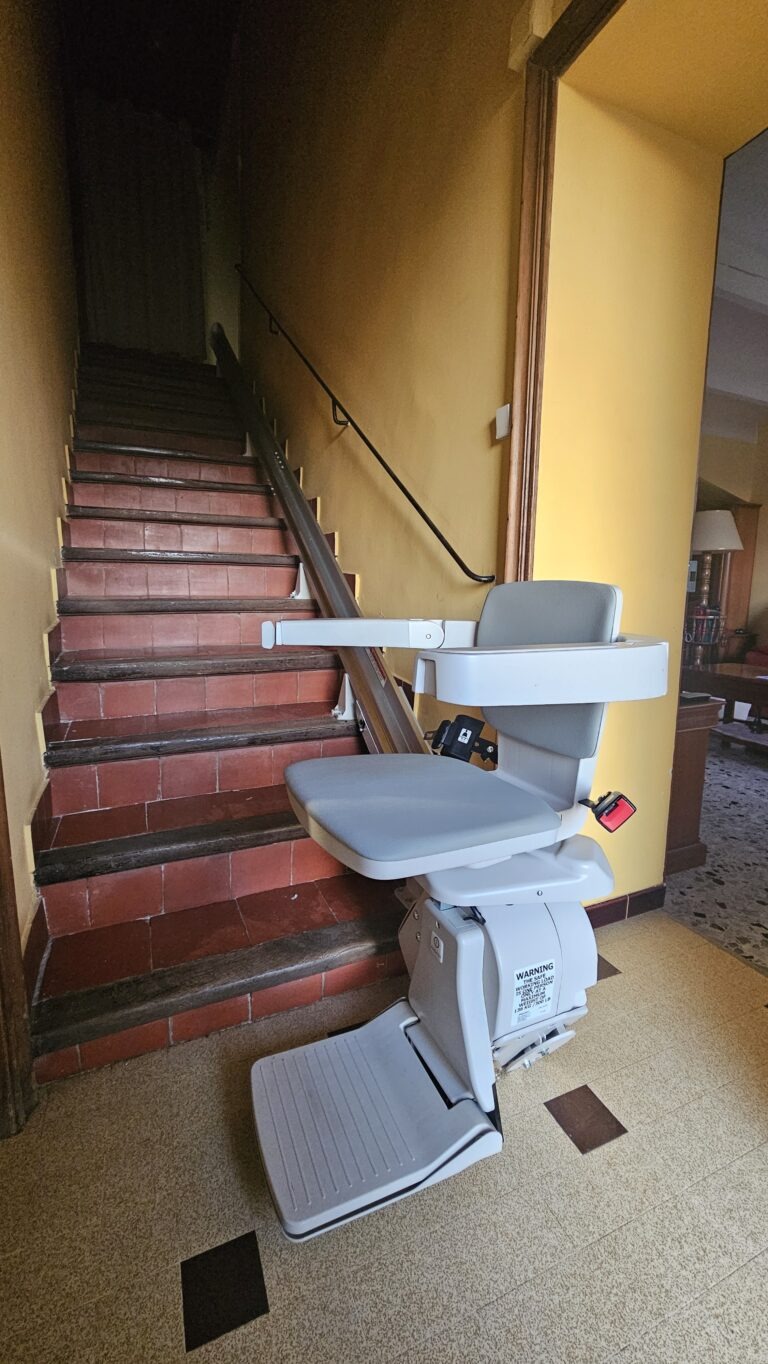 Fauteuil Monte Escalier Droit Bruno Elan Saint Martin Ardèche