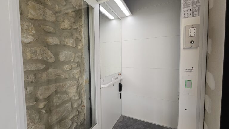 Aritco Homelift Compact Velleron Vaucluse