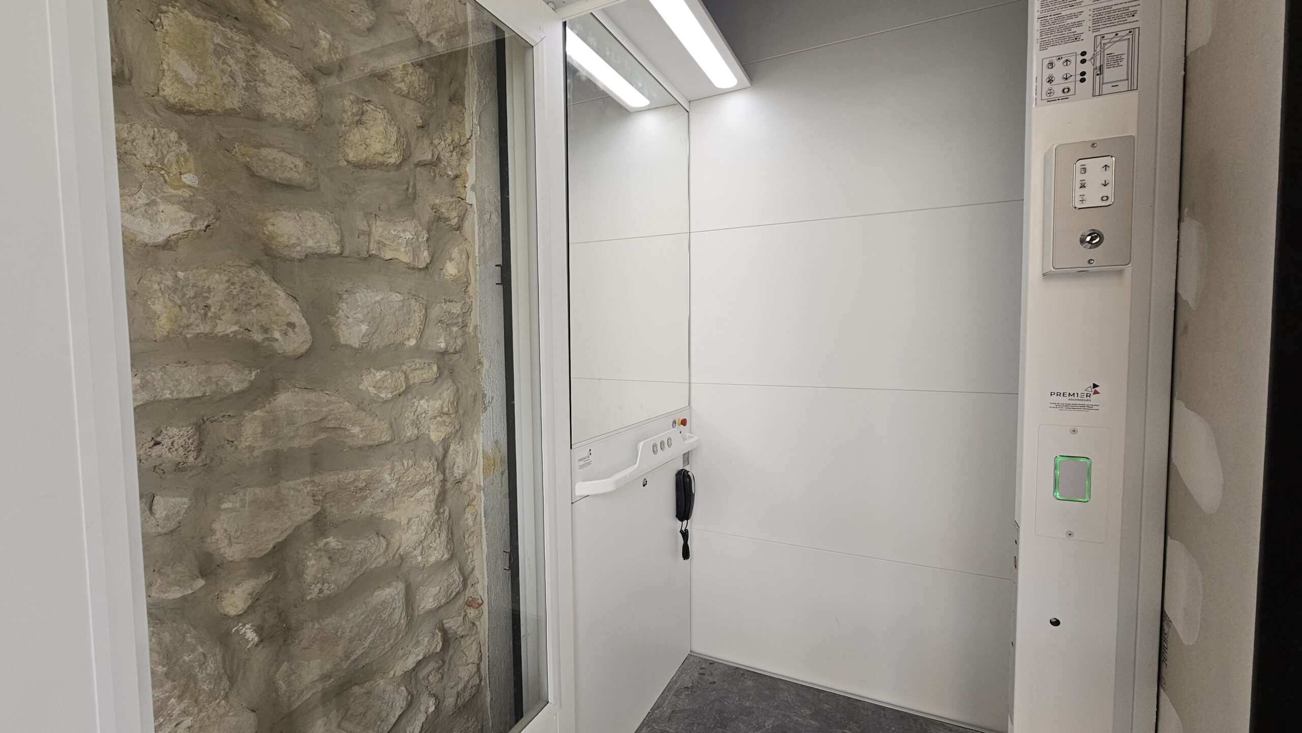 Aritco Homelift Compact Velleron Vaucluse